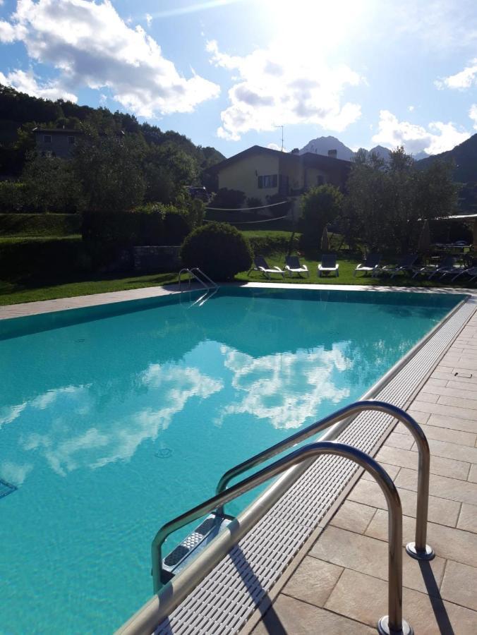 Apartamento Casa Nel Borgo - Il Gufo Tremosine Exterior foto