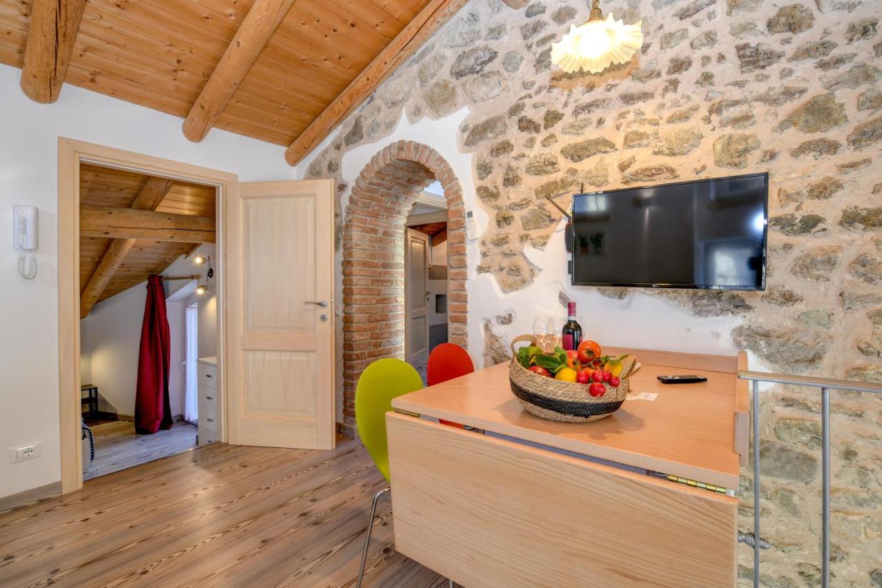 Apartamento Casa Nel Borgo - Il Gufo Tremosine Exterior foto