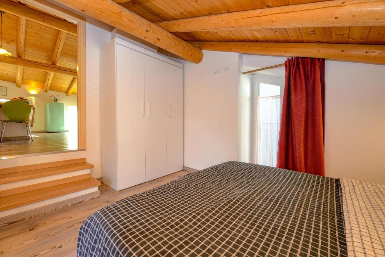 Apartamento Casa Nel Borgo - Il Gufo Tremosine Exterior foto